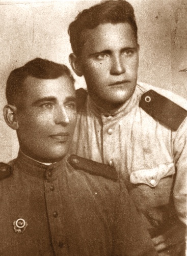 Башкатов Василий Фёдорович (справа) 1913-1957